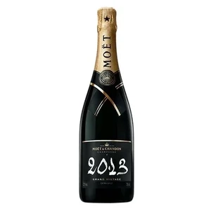 Champagne Moët & Chandon Brut
Grand Vintage Blanc Coffret