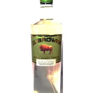 Vodka Zubrowka avec Herbes